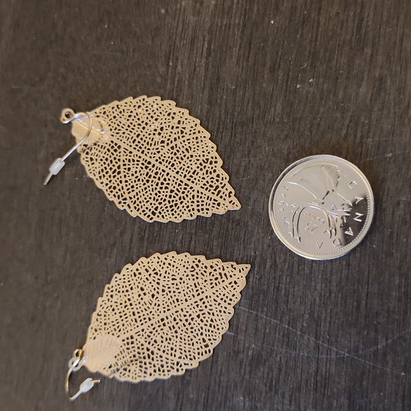 Earrings - Picture 5 of 5